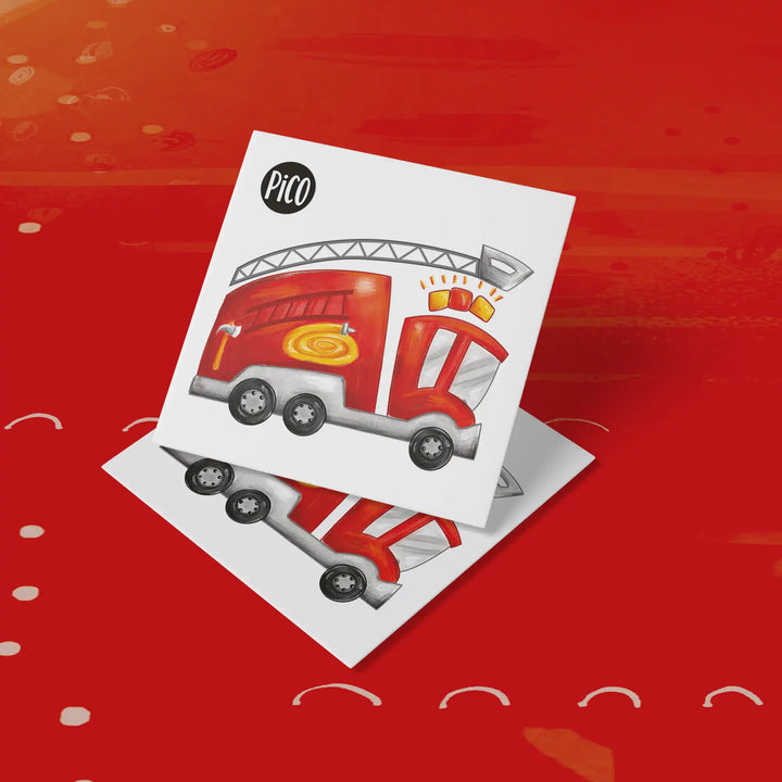 Tatouage temporaire pour enfant représentant un camion de pompier rouge et jaune avec grande échelle, format 2 pouces par 2 pouces / Temporary tattoo for children featuring a red and yellow fire truck with tall ladder, 2 inches by 2 inches format