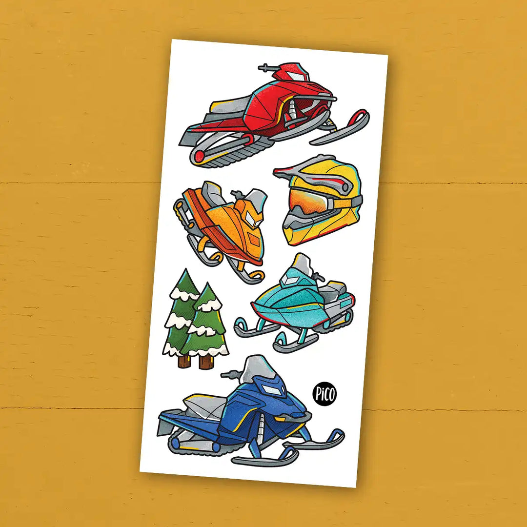 Tatouages temporaires motoneiges colorées pour enfants, designs hivernaux vifs et amusants.

Colorful snowmobile temporary tattoos for kids, fun and vibrant winter designs.