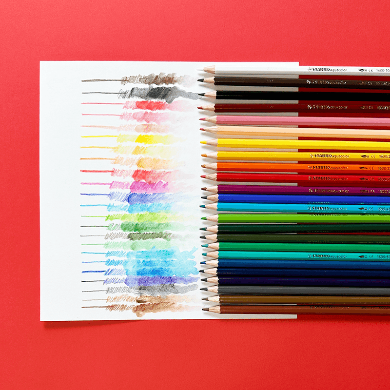Crayon qui se transforme en aquarelle, emballage de 24 couleurs variés et vives. Offre une texte de crayon bois qui se transforme en aquarelle avec un peu d&